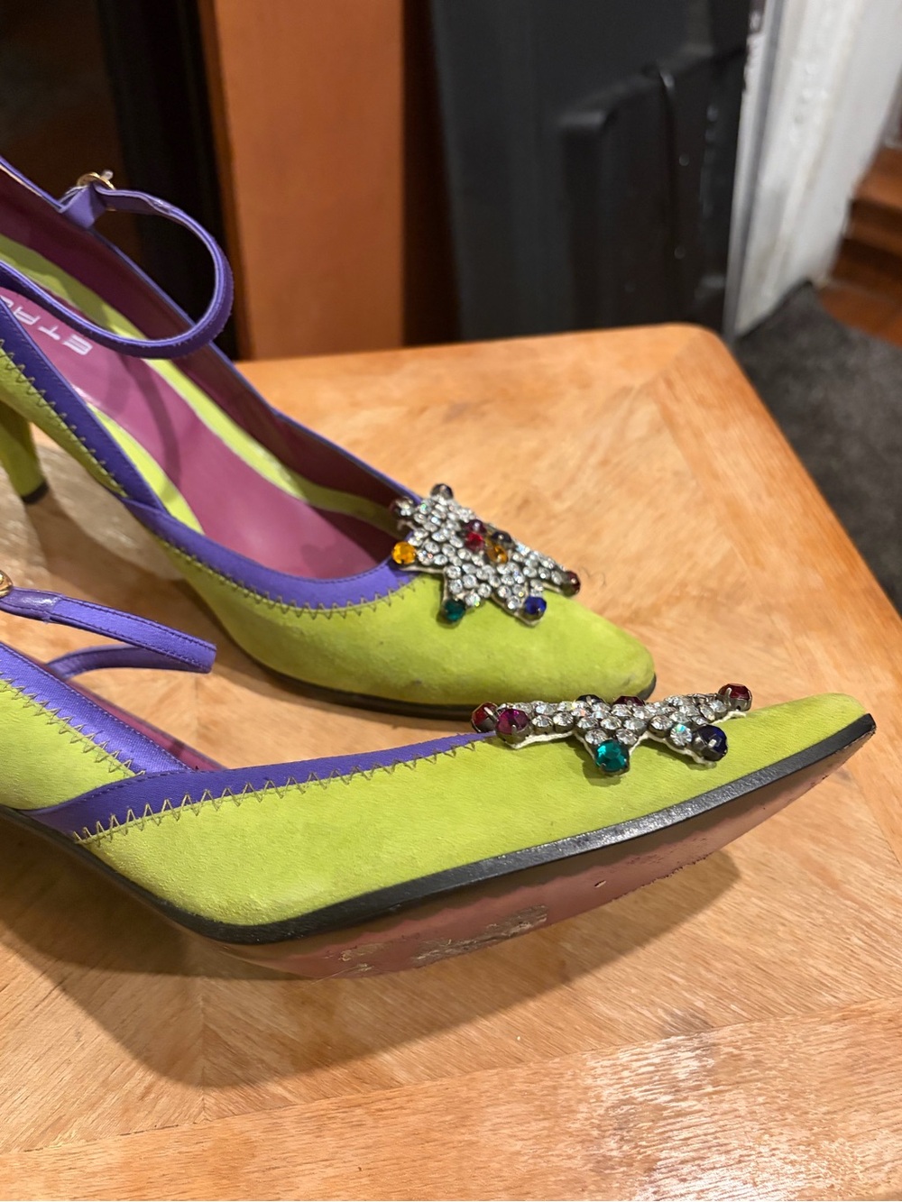Etro Lime Green and Purple Suede Pointed Mary Jane Pumps with Jeweled Brooch - Picture 6 of 16